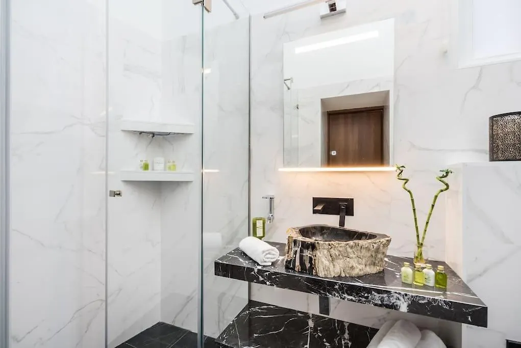 Luxurious 3-Bedroom Apartment In The Center Budapest 0*,  Hungary