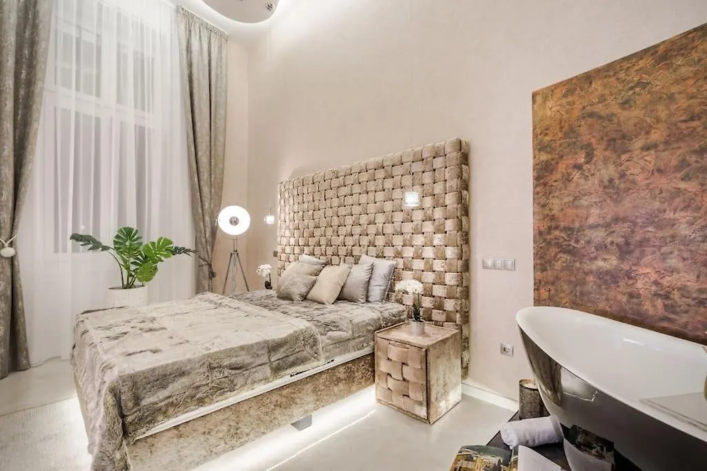Luxurious 3-Bedroom Apartment In The Center Budapest 0*,  Hungary